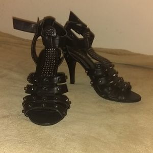 NWT Torrid Leather Studded Heels Size 10